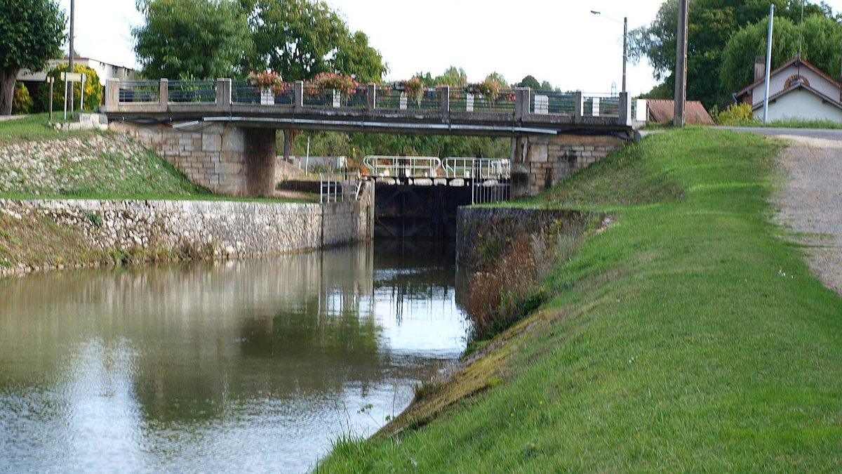 Amilly.Loiret-canal.Briare
