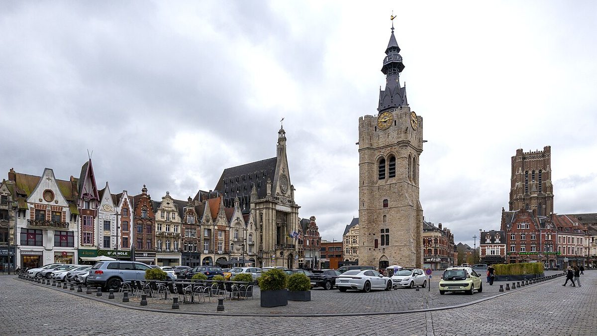 La Grand Place de Béthune