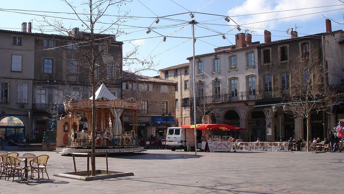 Limoux-Place de la république