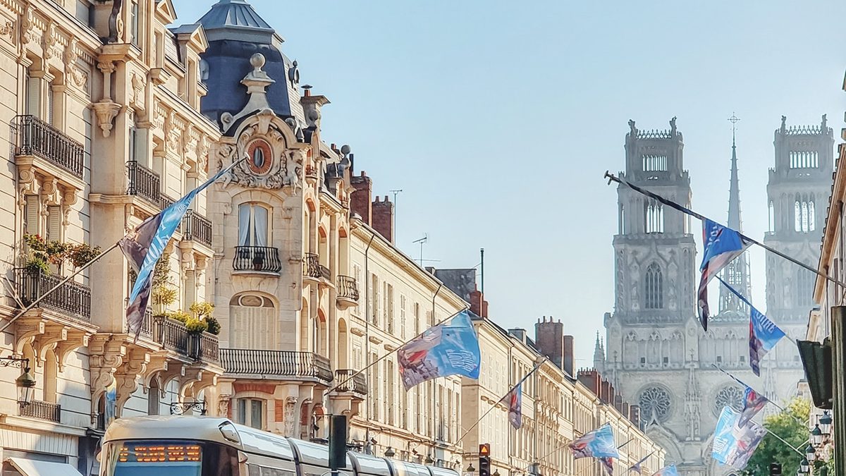 Orléans et la rue jeanne d'arc en 2021