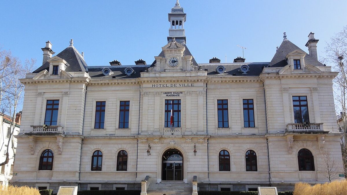 Hôtel de Ville d'Oullins, à Oullins-Pierre-Bénite