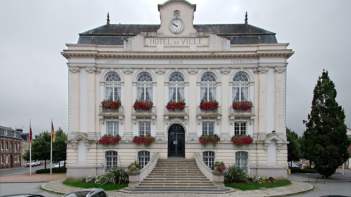Yvetot - Hôtel de ville